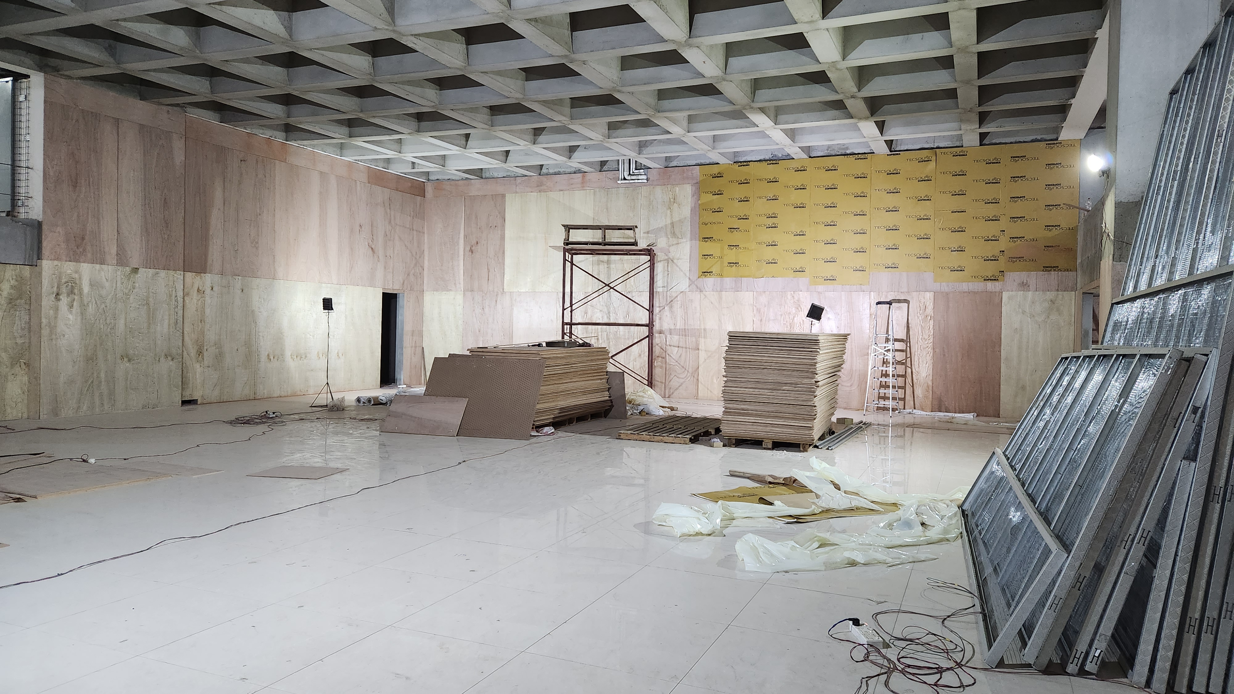 Ekhon TV studio acoustic construction